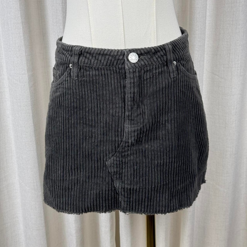 BDG Urban Outfitters Grey Black Corduroy Mini Skirt Raw Hem Womens Size Small